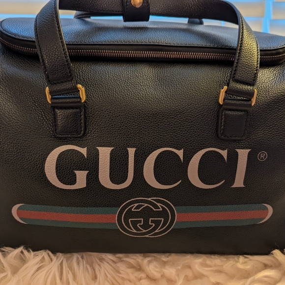 Gucci Grained Calfskin Logo Duffle Bag - Picture 1 of 15